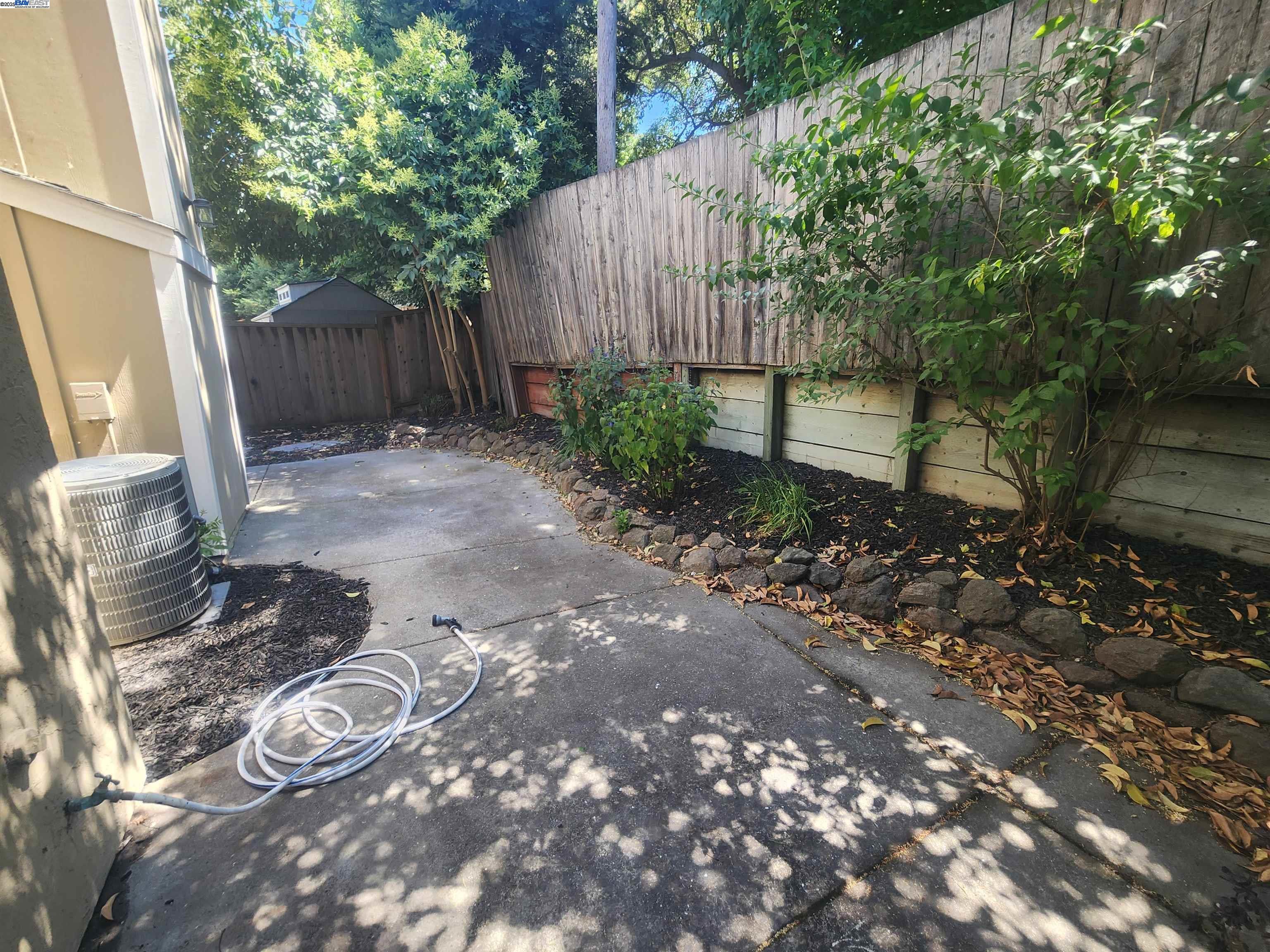 7536 Silvertree Ln, Dublin, California 94568, 2 Bedrooms Bedrooms, ,1 BathroomBathrooms,Residential Lease,For Rent,7536 Silvertree Ln,41103615