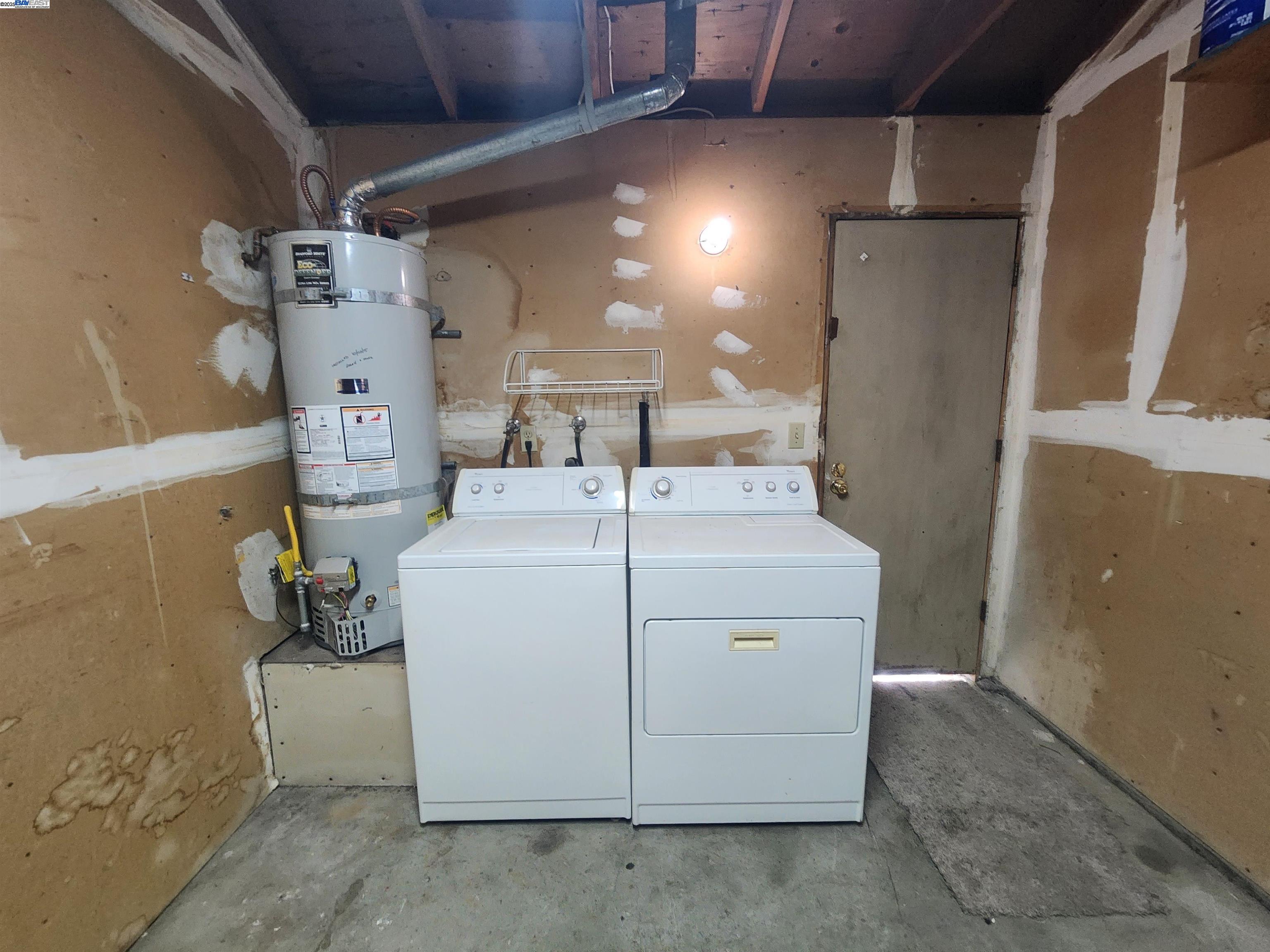 7536 Silvertree Ln, Dublin, California 94568, 2 Bedrooms Bedrooms, ,1 BathroomBathrooms,Residential Lease,For Rent,7536 Silvertree Ln,41103615
