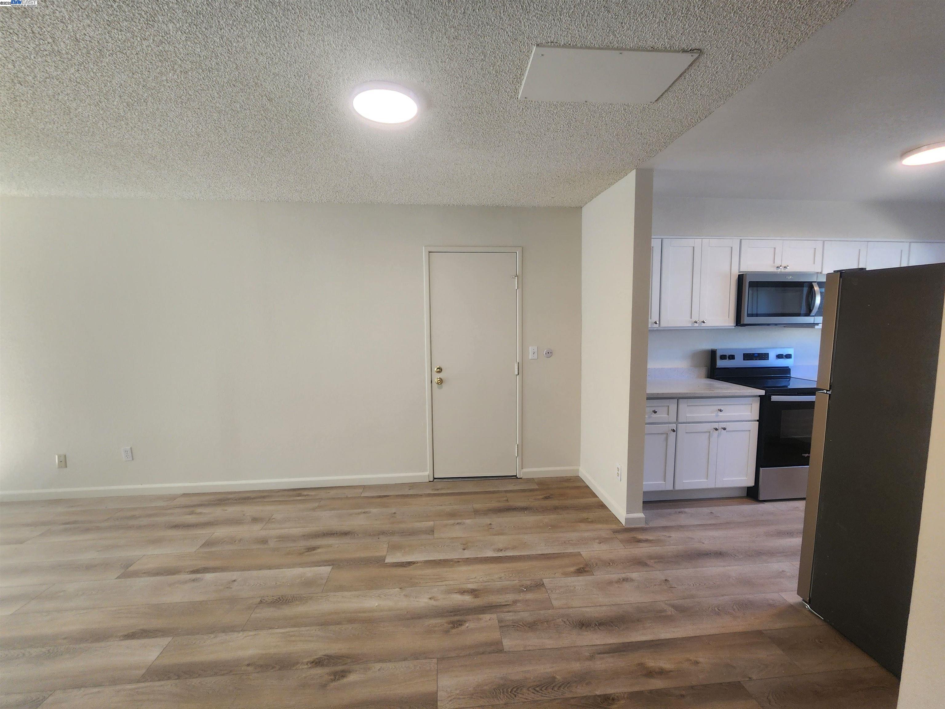 7536 Silvertree Ln, Dublin, California 94568, 2 Bedrooms Bedrooms, ,1 BathroomBathrooms,Residential Lease,For Rent,7536 Silvertree Ln,41103615