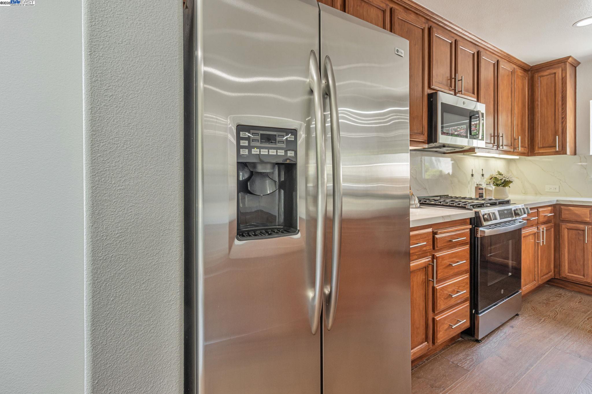 Detail Gallery Image 13 of 47 For 4182 Lautrec Dr, San Jose,  CA 95135 - 3 Beds | 2/1 Baths