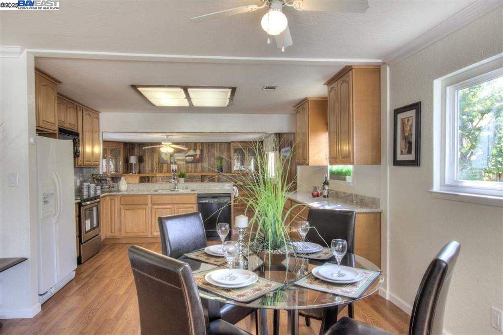 Detail Gallery Image 7 of 18 For 4720 Selkirk St, Fremont,  CA 94538 - 3 Beds | 2 Baths