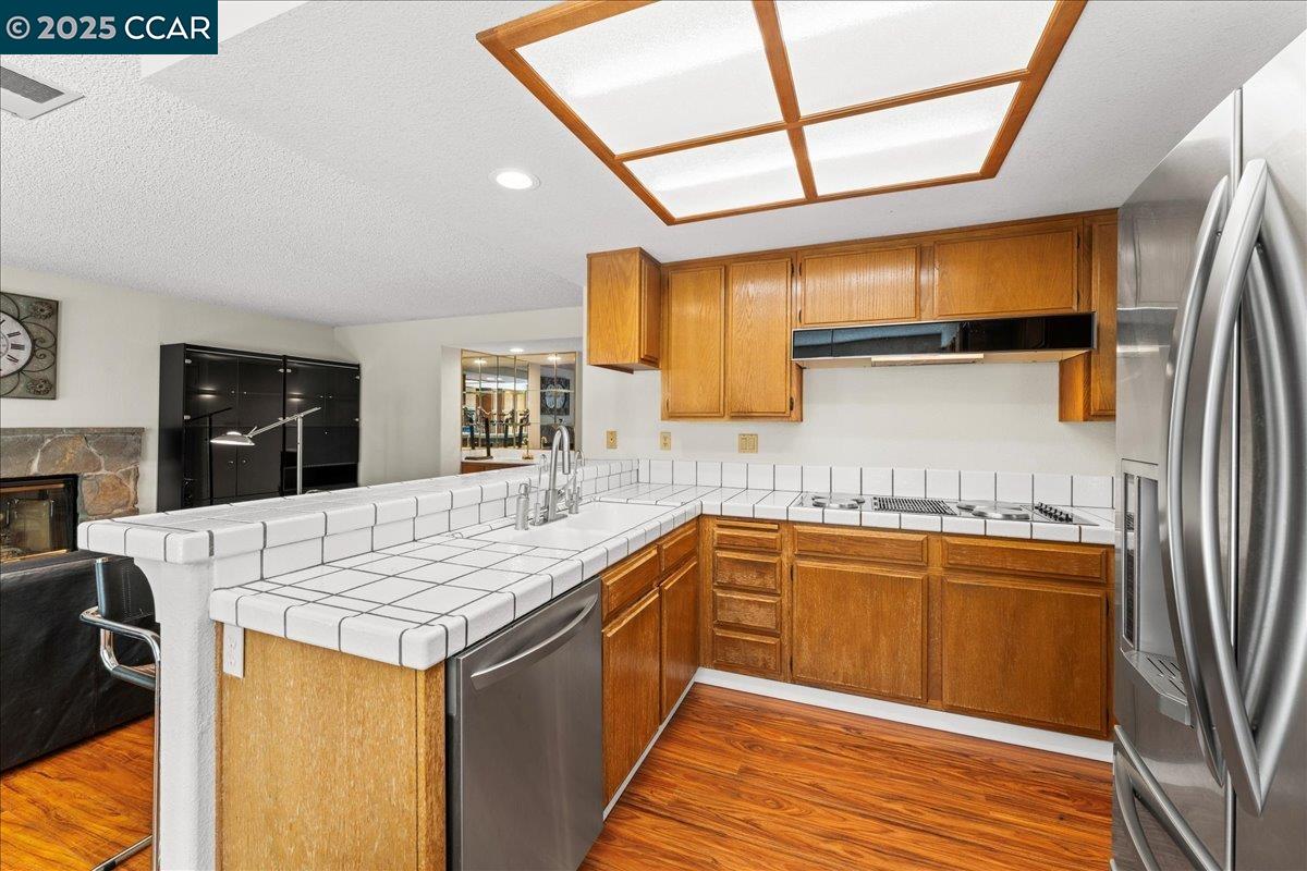 Detail Gallery Image 15 of 48 For 5378 Conestoga Way, El Sobrante,  CA 94803 - 4 Beds | 3 Baths