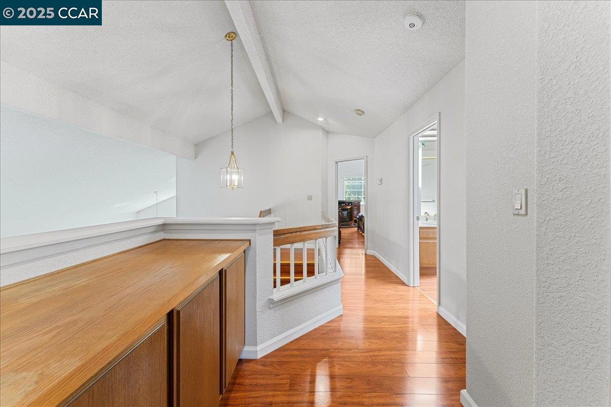Detail Gallery Image 16 of 48 For 5378 Conestoga Way, El Sobrante,  CA 94803 - 4 Beds | 3 Baths