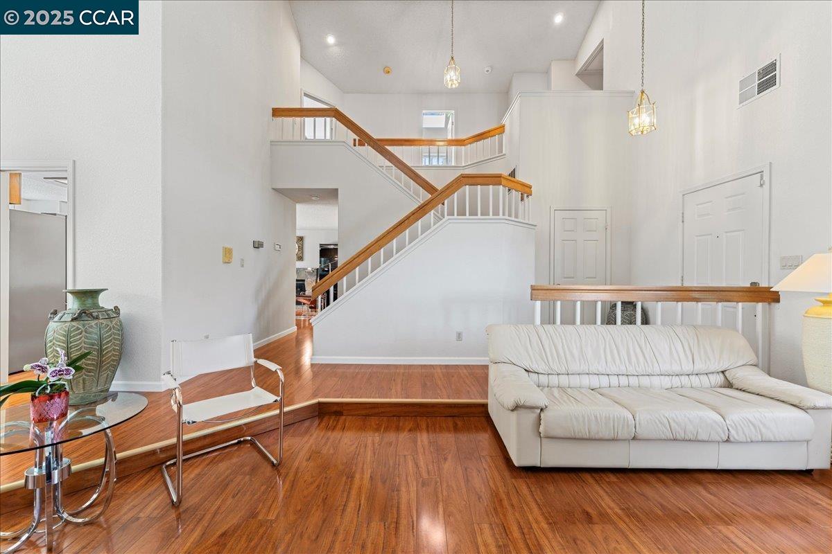 Detail Gallery Image 3 of 52 For 5378 Conestoga Way, Richmond,  CA 94803 - 4 Beds | 3 Baths