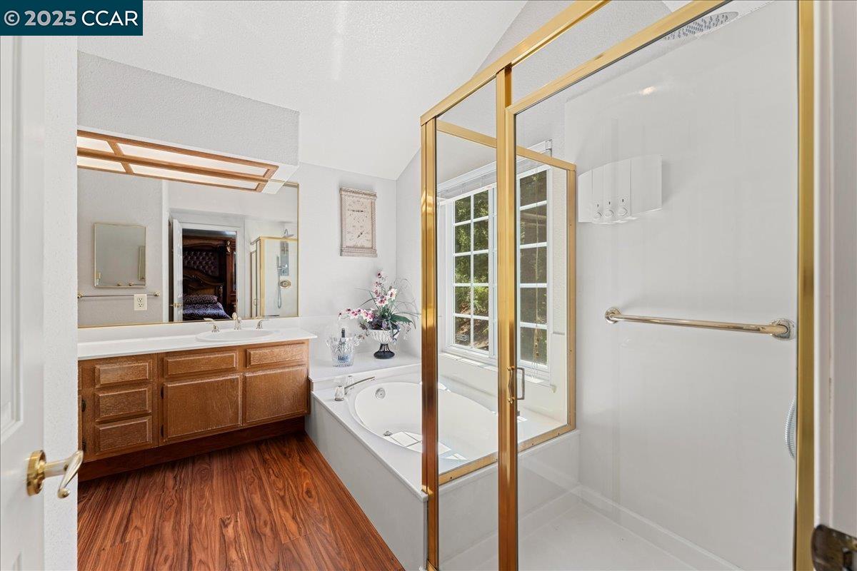 Detail Gallery Image 23 of 48 For 5378 Conestoga Way, El Sobrante,  CA 94803 - 4 Beds | 3 Baths