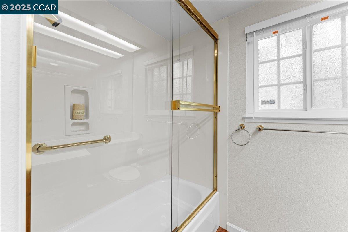 Detail Gallery Image 31 of 48 For 5378 Conestoga Way, El Sobrante,  CA 94803 - 4 Beds | 3 Baths