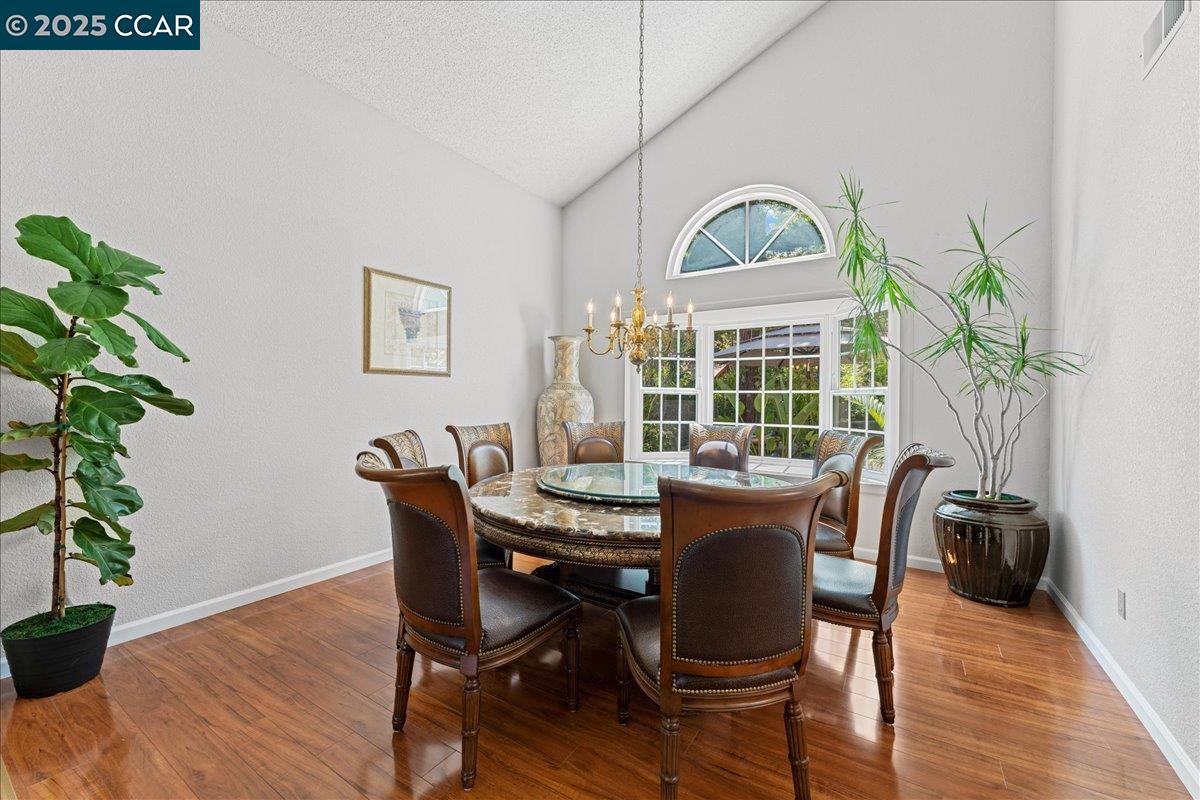 Detail Gallery Image 6 of 52 For 5378 Conestoga Way, Richmond,  CA 94803 - 4 Beds | 3 Baths