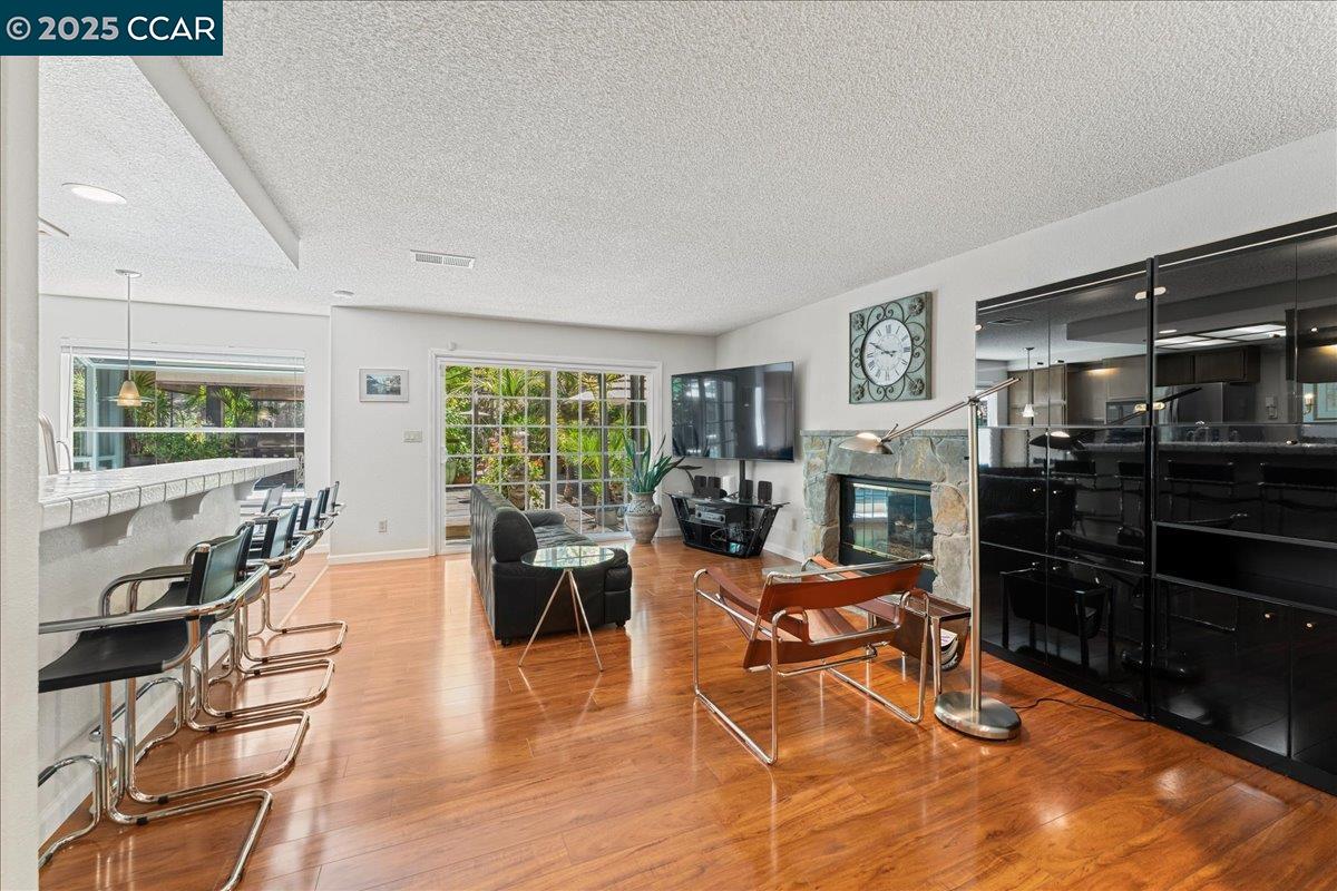 Detail Gallery Image 7 of 52 For 5378 Conestoga Way, Richmond,  CA 94803 - 4 Beds | 3 Baths