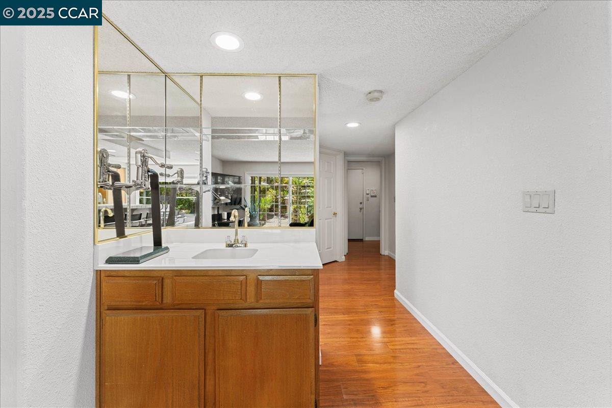 Detail Gallery Image 10 of 52 For 5378 Conestoga Way, Richmond,  CA 94803 - 4 Beds | 3 Baths