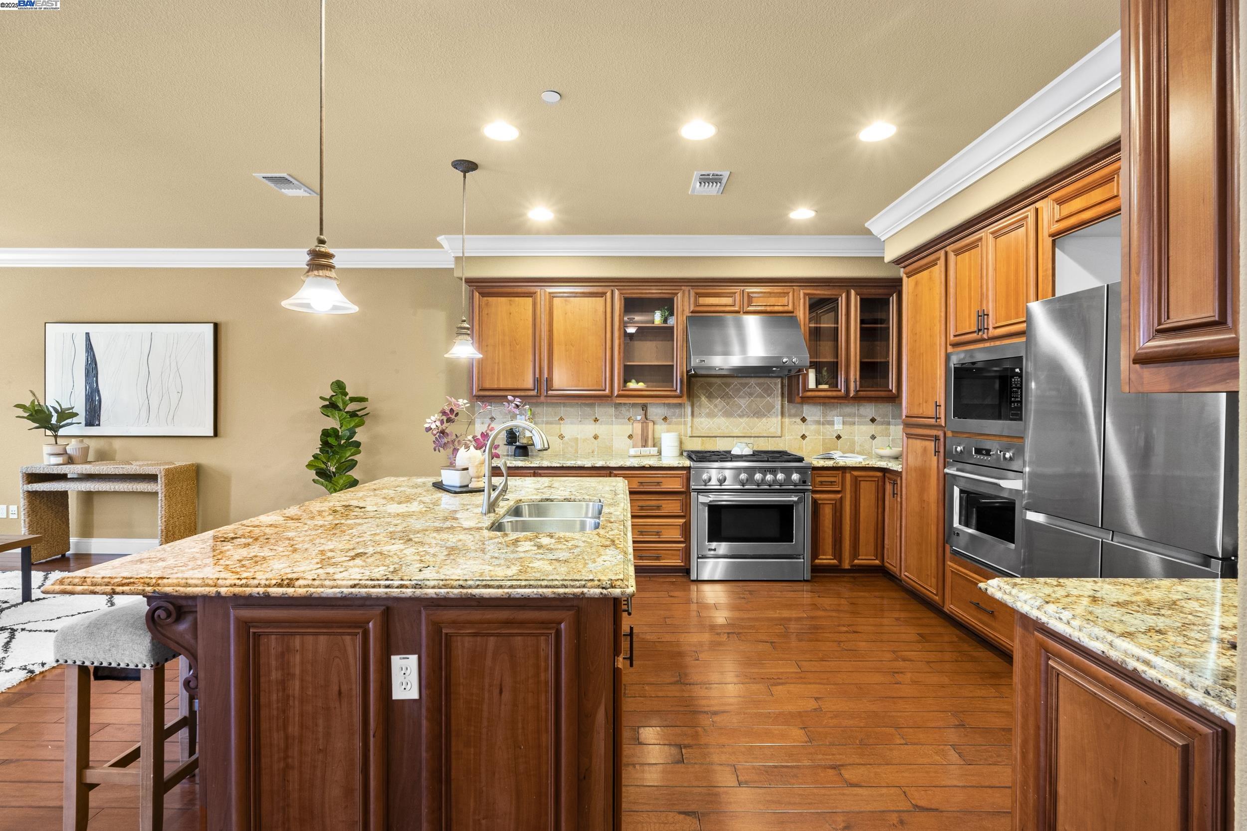 Photo #13: 41103631 Listing: Photo #13