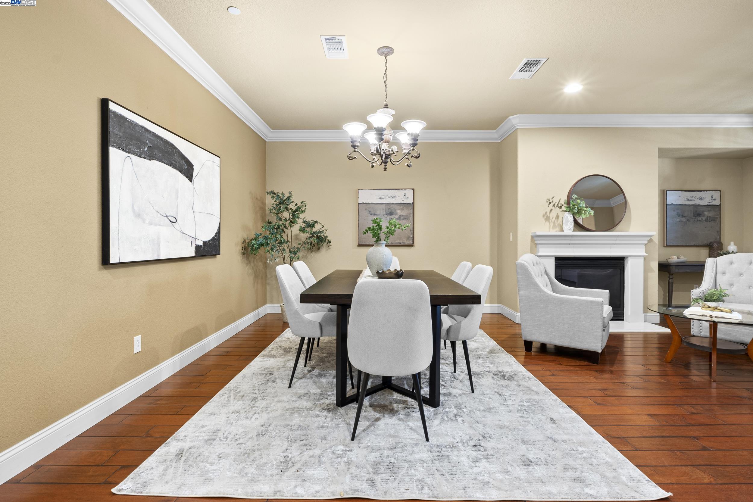 Photo #8: 41103631 Listing: Photo #8