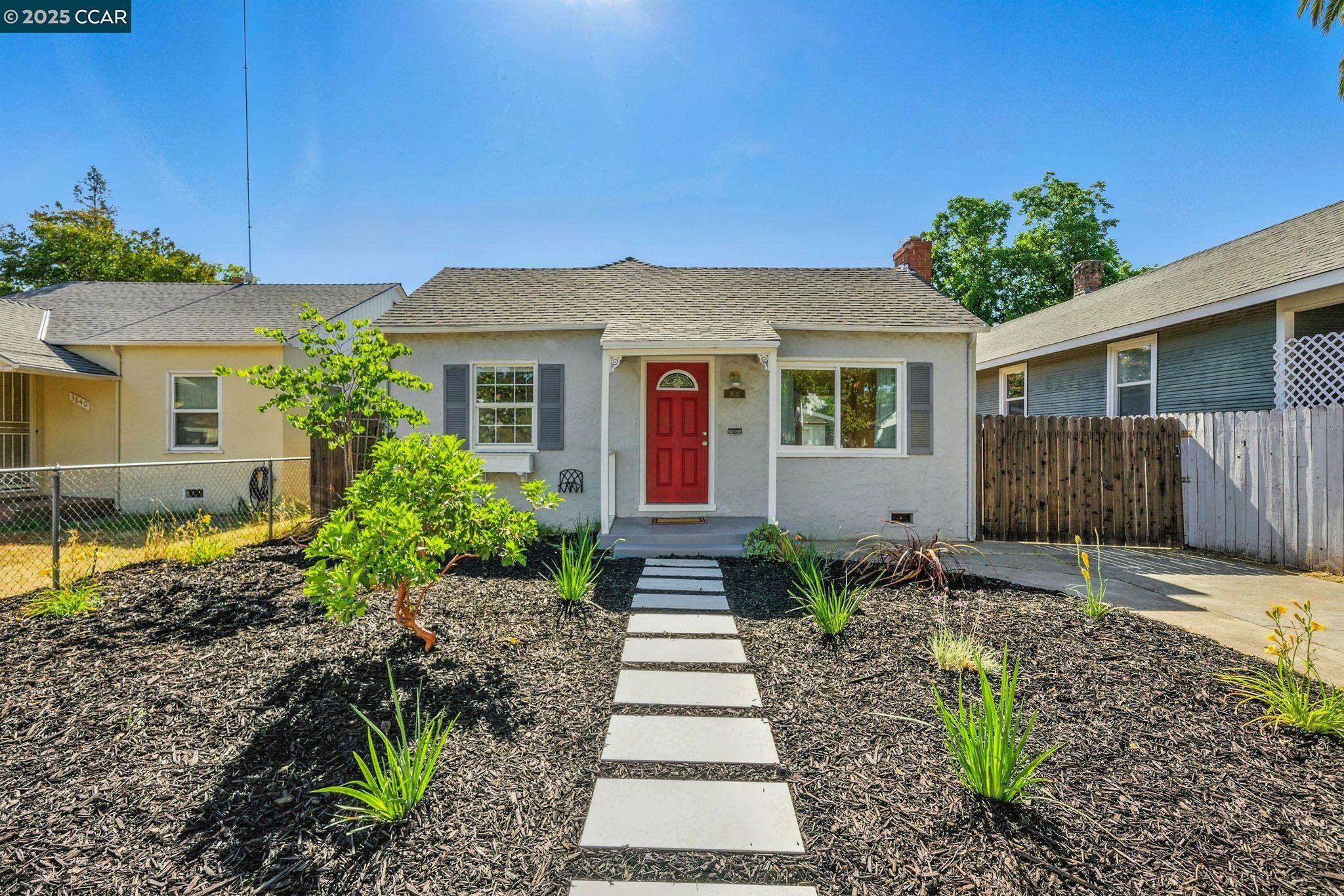 Thumbnail for 3832 33rd St, Sacramento, CA 95820
