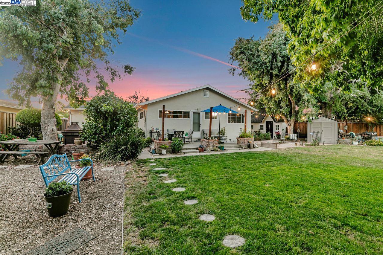 Detail Gallery Image 24 of 34 For 4533 Santa Cruz Ct, Fremont,  CA 94536 - 4 Beds | 2 Baths