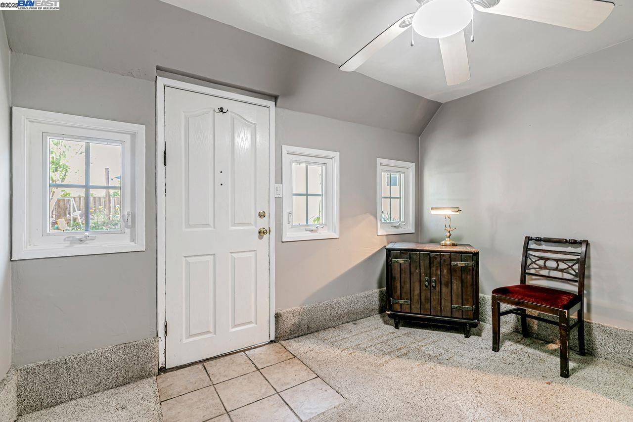 Detail Gallery Image 5 of 34 For 4533 Santa Cruz Ct, Fremont,  CA 94536 - 4 Beds | 2 Baths
