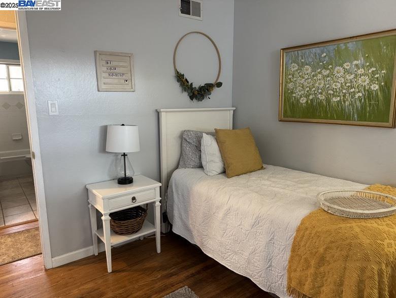 Detail Gallery Image 8 of 17 For 4533 Santa Cruz Ct, Fremont,  CA 94536 - 4 Beds | 2 Baths