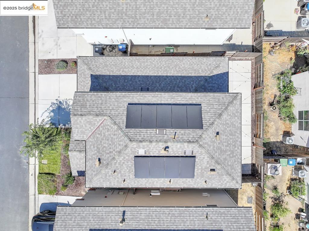 Detail Gallery Image 25 of 30 For 745 Bluestone Dr, Stockton,  CA 95206 - 3 Beds | 3 Baths