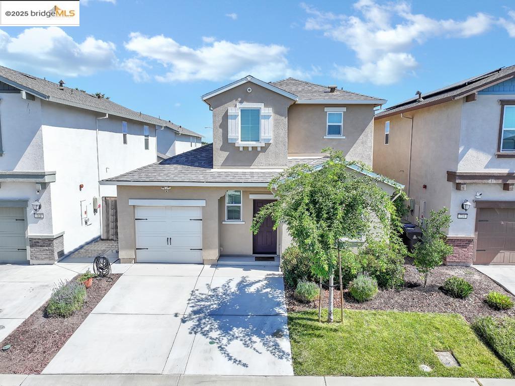 Detail Gallery Image 4 of 30 For 745 Bluestone Dr, Stockton,  CA 95206 - 3 Beds | 3 Baths