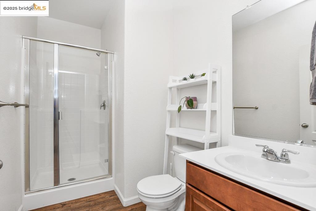 Detail Gallery Image 7 of 30 For 745 Bluestone Dr, Stockton,  CA 95206 - 3 Beds | 3 Baths