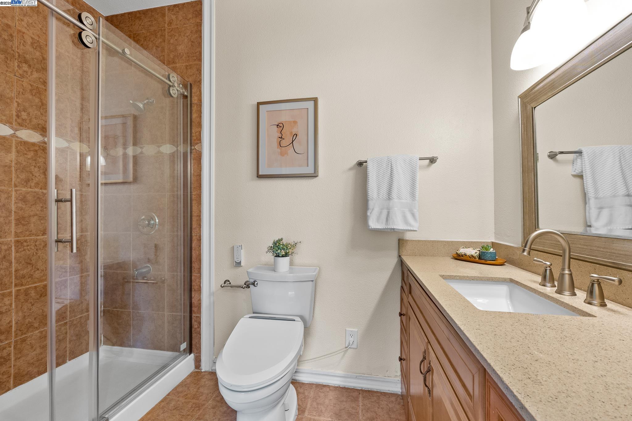 6176 Thomas Ave, Newark, California 94560, 5 Bedrooms Bedrooms, 11 Rooms Rooms,6 BathroomsBathrooms,Residential,For Sale,6176 Thomas Ave,41103640