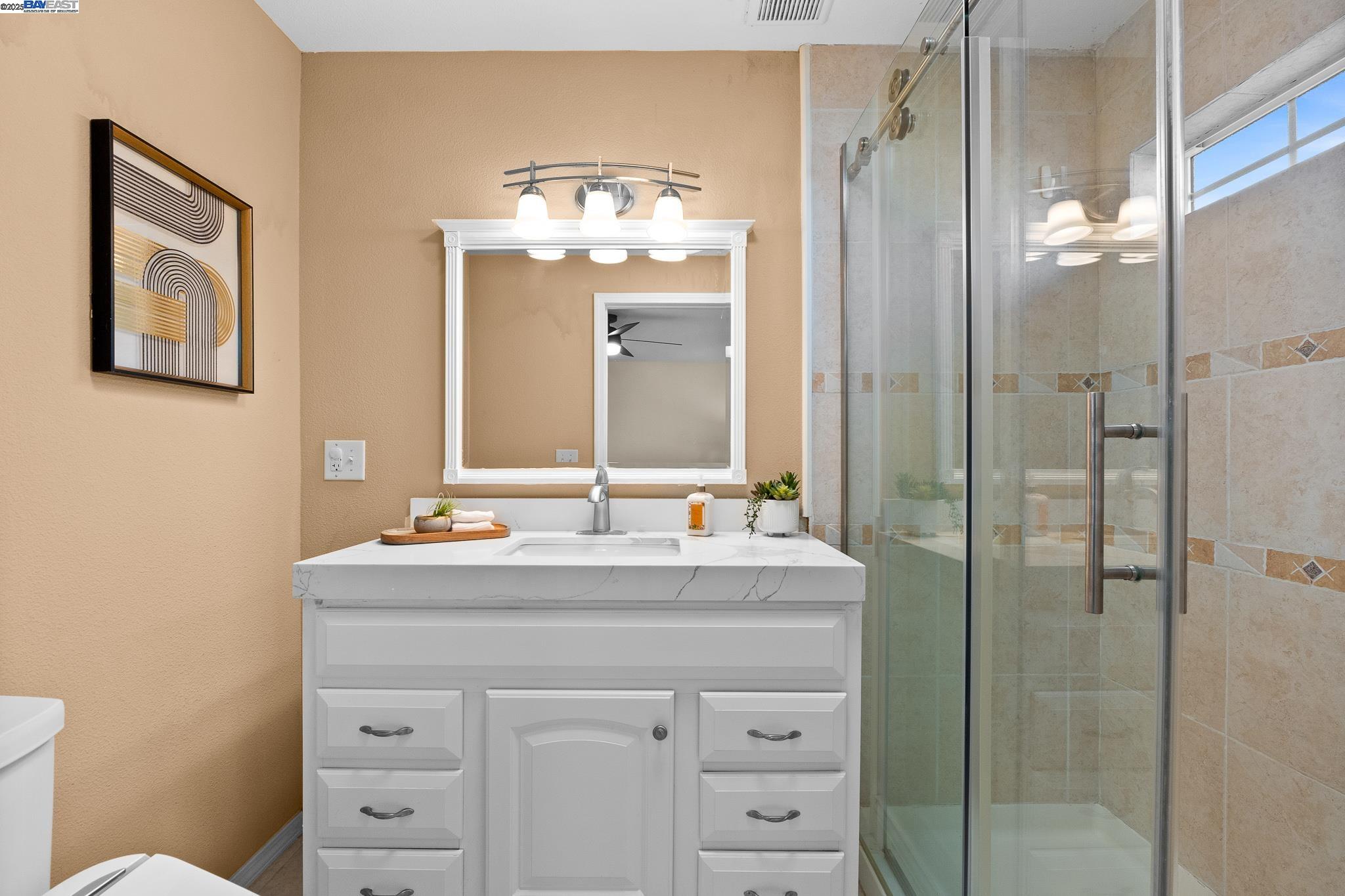 Detail Gallery Image 27 of 58 For 6176 Thomas Ave, Newark,  CA 94560 - 5 Beds | 6 Baths
