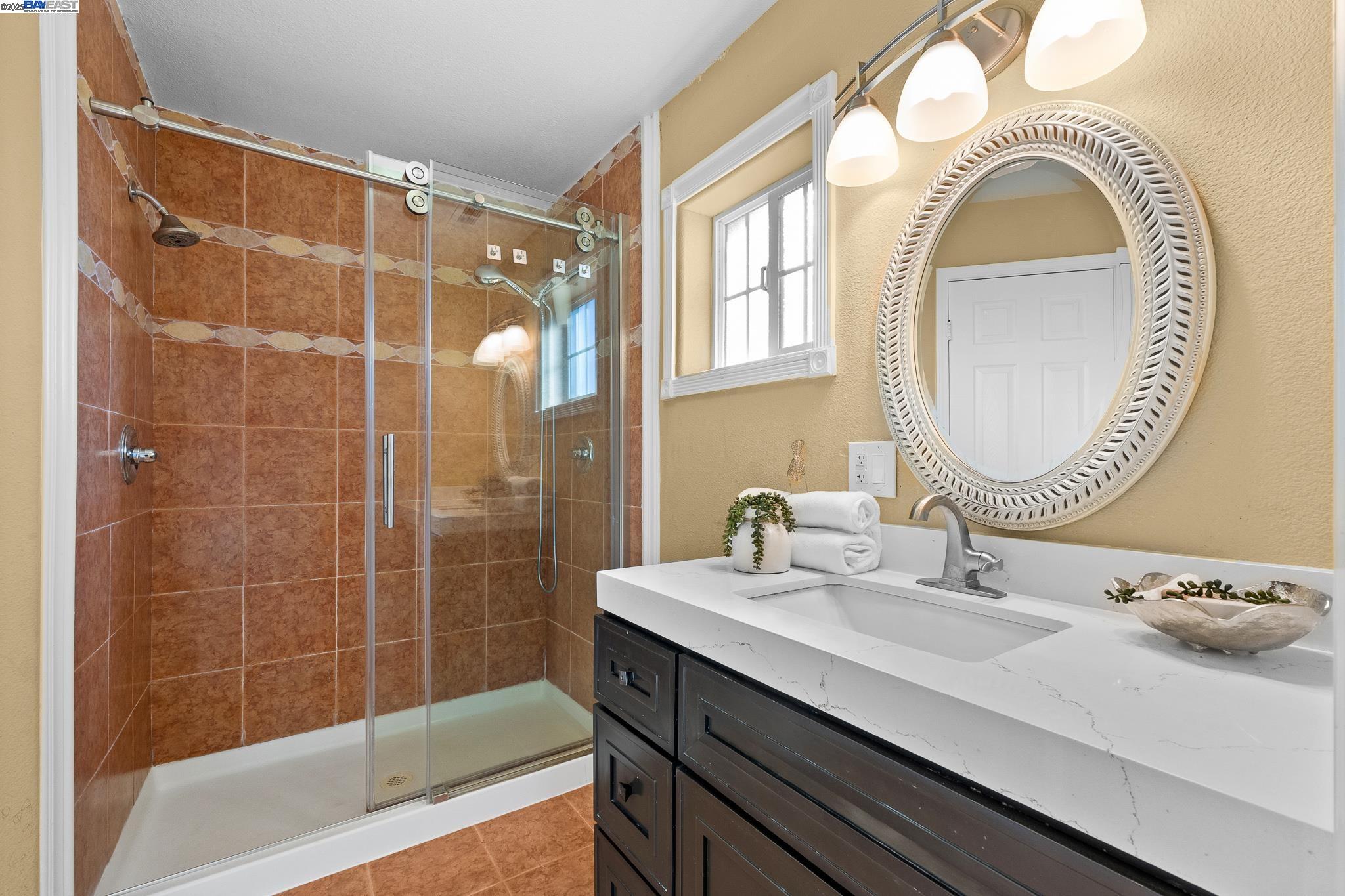 Detail Gallery Image 29 of 58 For 6176 Thomas Ave, Newark,  CA 94560 - 5 Beds | 6 Baths