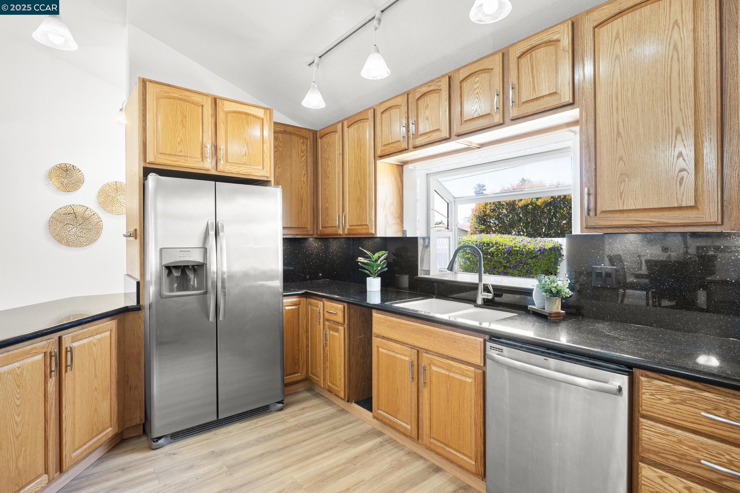 8346 Juniper Ave, Newark, California 94560, 3 Bedrooms Bedrooms, 6 Rooms Rooms,2 BathroomsBathrooms,Residential,For Sale,8346 Juniper Ave,41103641