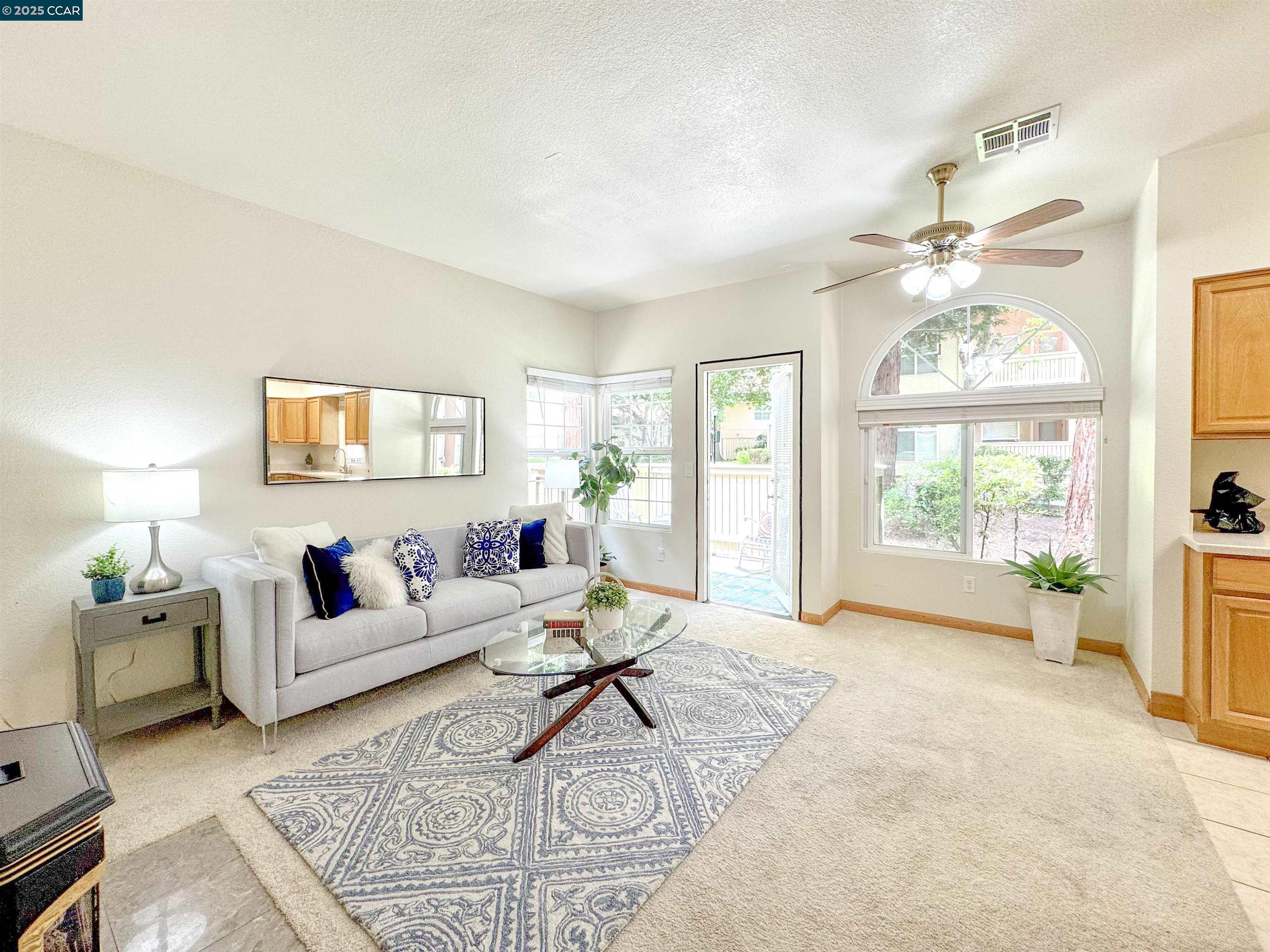 1407 Forest Run, Hercules, California 94547, 2 Bedrooms Bedrooms, 6 Rooms Rooms,1 BathroomBathrooms,Residential,For Sale,1407 Forest Run,41103642