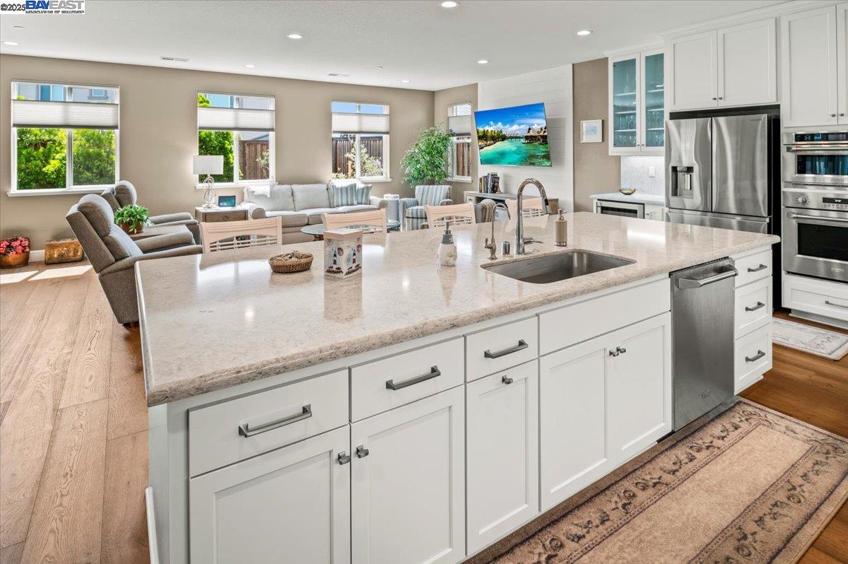 6822 Spanner Ct, Tracy, California 95377, 5 Bedrooms Bedrooms, 9 Rooms Rooms,4 BathroomsBathrooms,Residential,For Sale,6822 Spanner Ct,41103644