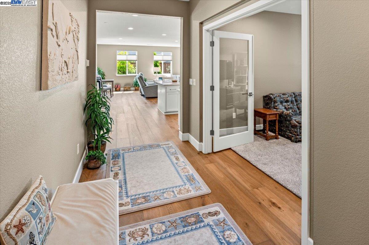6822 Spanner Ct, Tracy, California 95377, 5 Bedrooms Bedrooms, 9 Rooms Rooms,4 BathroomsBathrooms,Residential,For Sale,6822 Spanner Ct,41103644