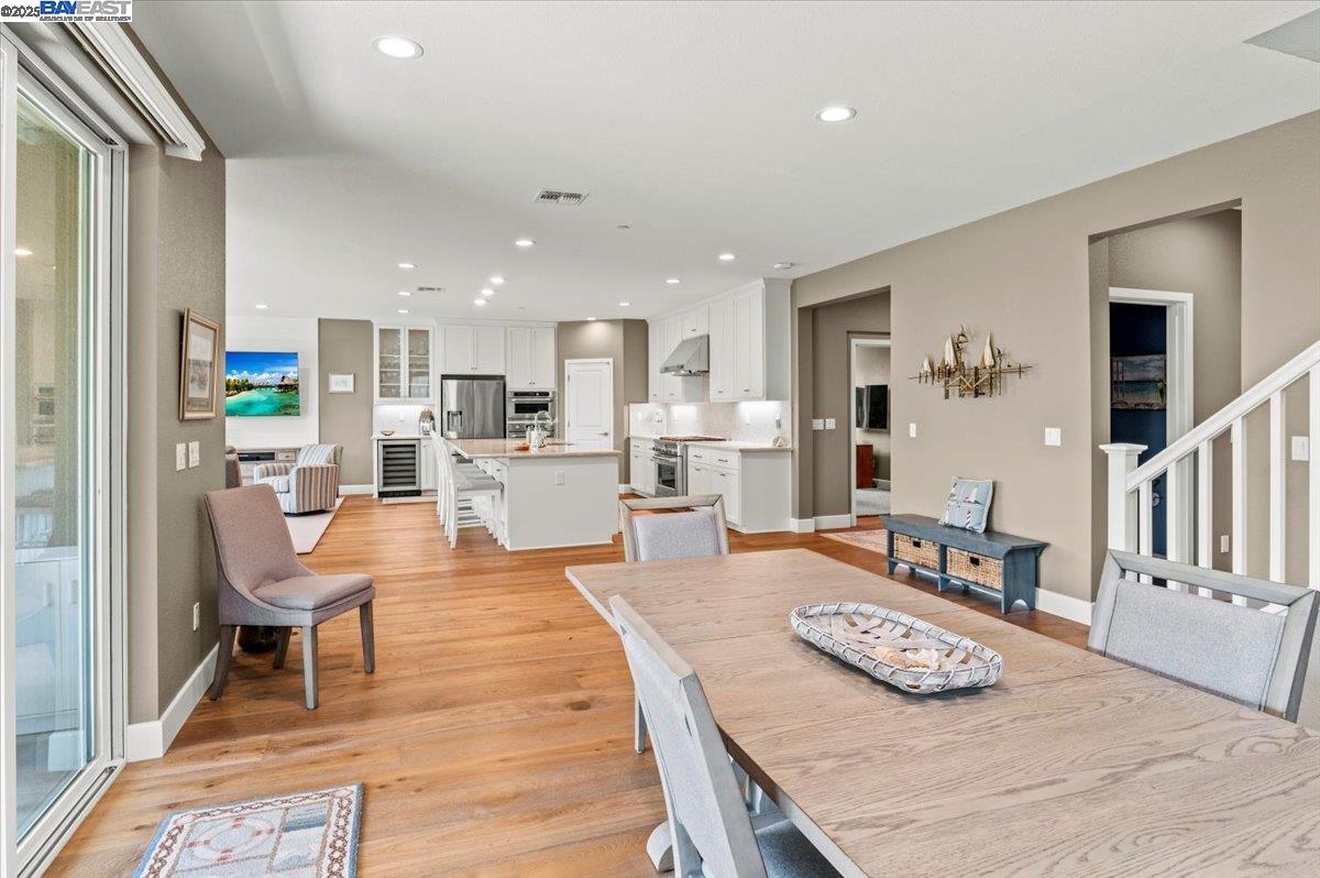 6822 Spanner Ct, Tracy, California 95377, 5 Bedrooms Bedrooms, 9 Rooms Rooms,4 BathroomsBathrooms,Residential,For Sale,6822 Spanner Ct,41103644