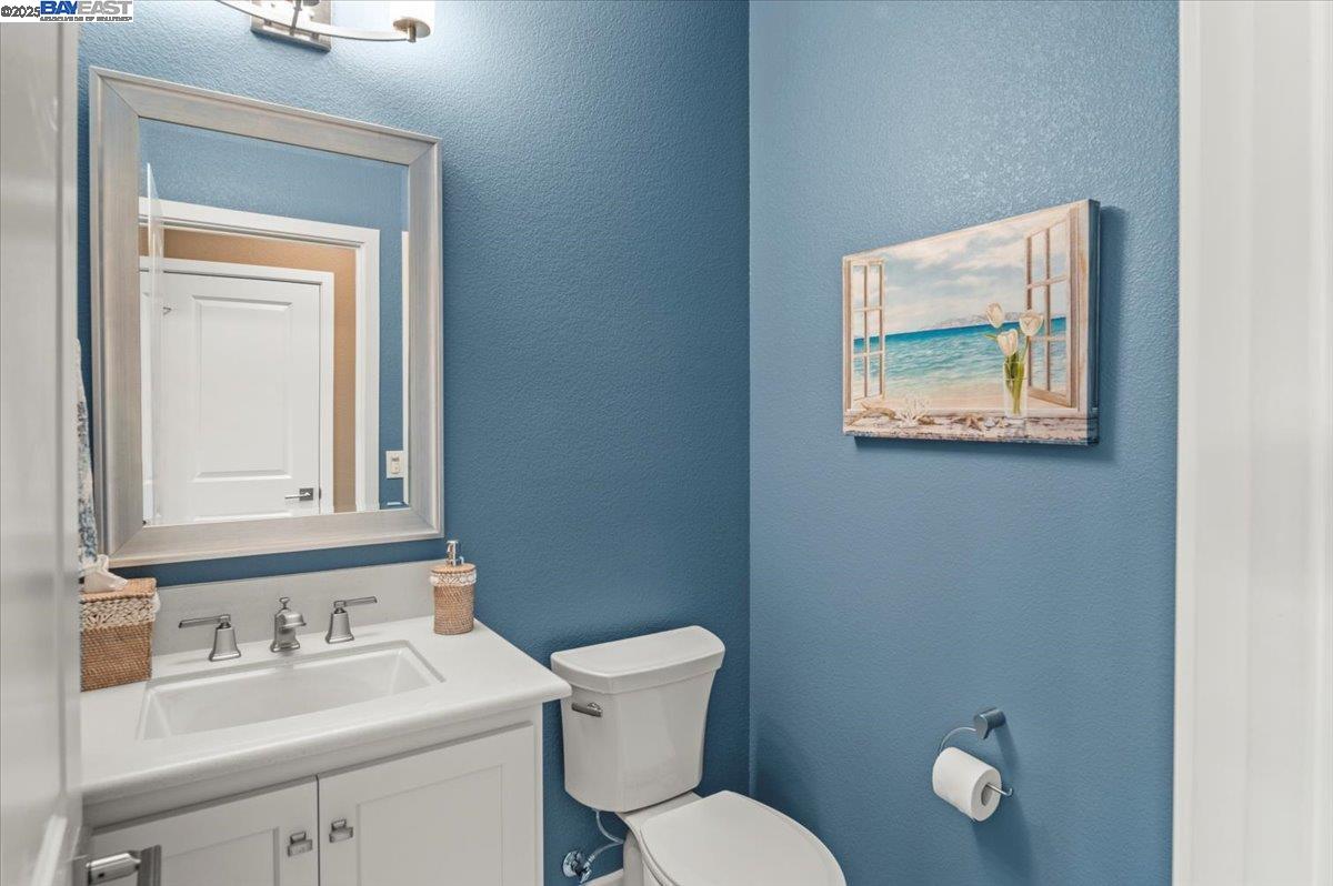 6822 Spanner Ct, Tracy, California 95377, 5 Bedrooms Bedrooms, 9 Rooms Rooms,4 BathroomsBathrooms,Residential,For Sale,6822 Spanner Ct,41103644