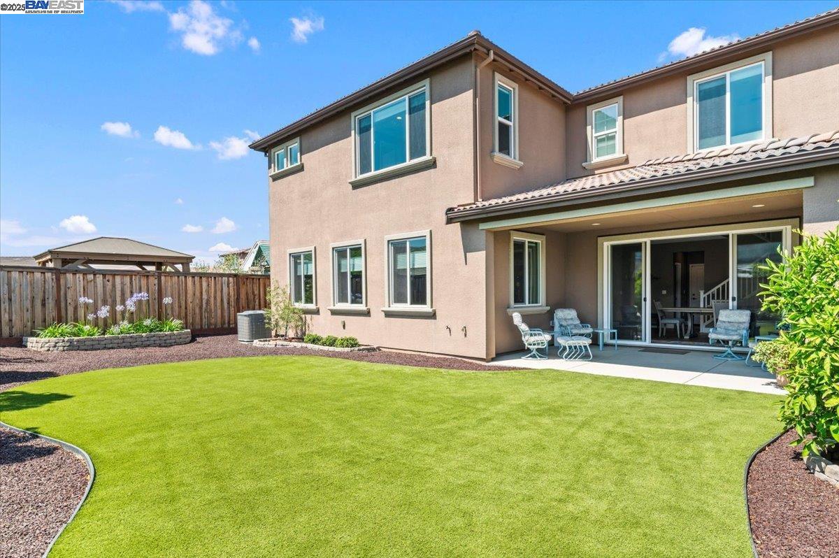 6822 Spanner Ct, Tracy, California 95377, 5 Bedrooms Bedrooms, 9 Rooms Rooms,4 BathroomsBathrooms,Residential,For Sale,6822 Spanner Ct,41103644