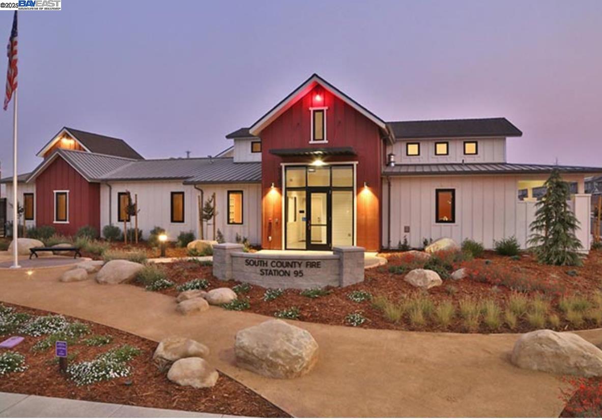 6822 Spanner Ct, Tracy, California 95377, 5 Bedrooms Bedrooms, 9 Rooms Rooms,4 BathroomsBathrooms,Residential,For Sale,6822 Spanner Ct,41103644
