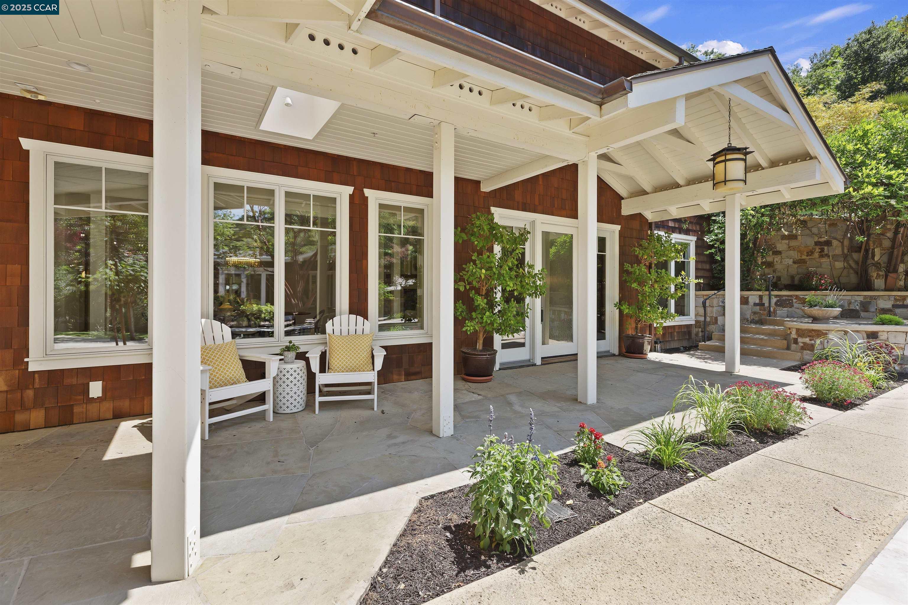 Detail Gallery Image 7 of 60 For 1754 Reliez Valley Rd, Lafayette,  CA 94549 - 6 Beds | 7 Baths