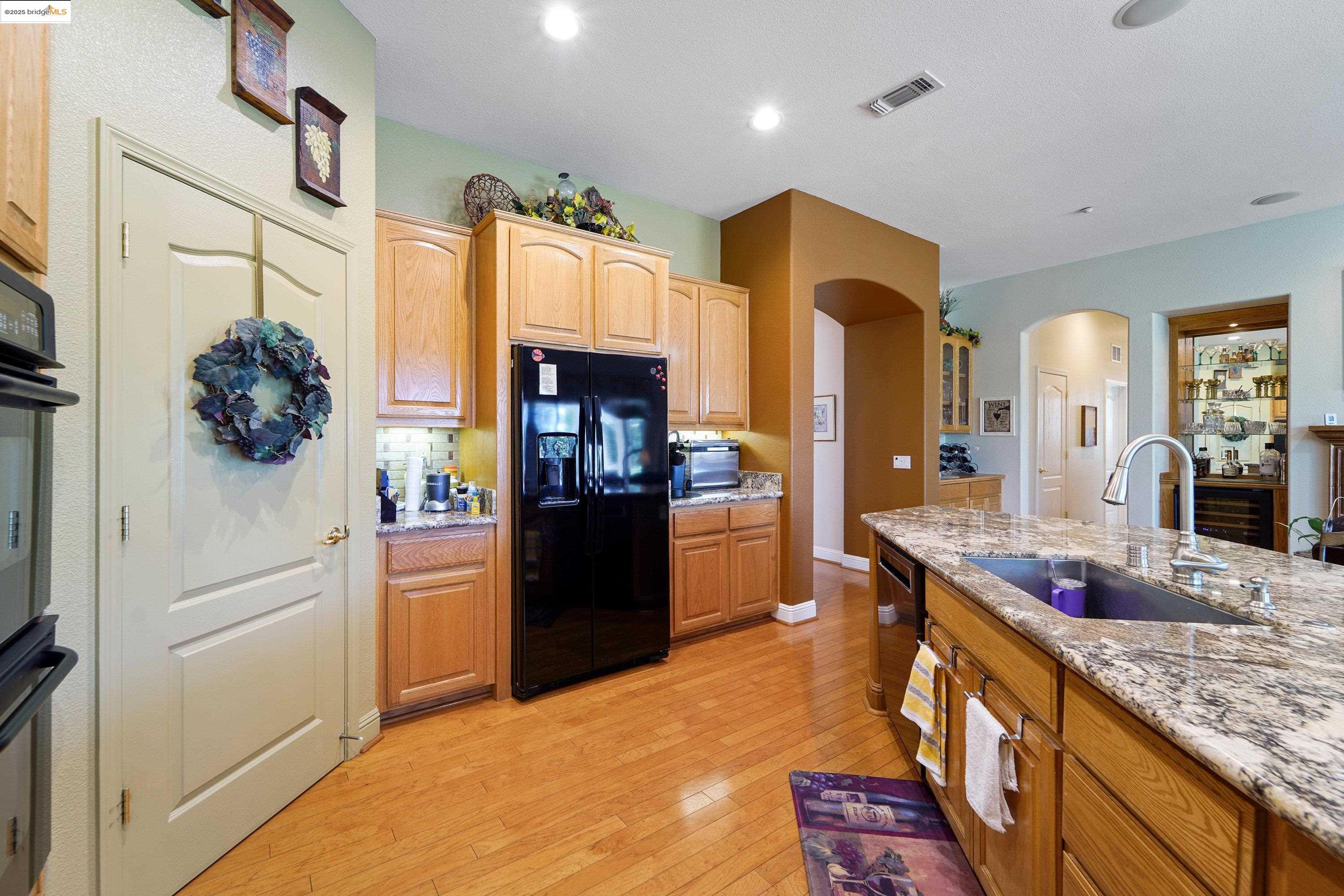 910 Suntan Lane, Brentwood, California 94513, 2 Bedrooms Bedrooms, 8 Rooms Rooms,2 BathroomsBathrooms,Residential,For Sale,910 Suntan Lane,41103647