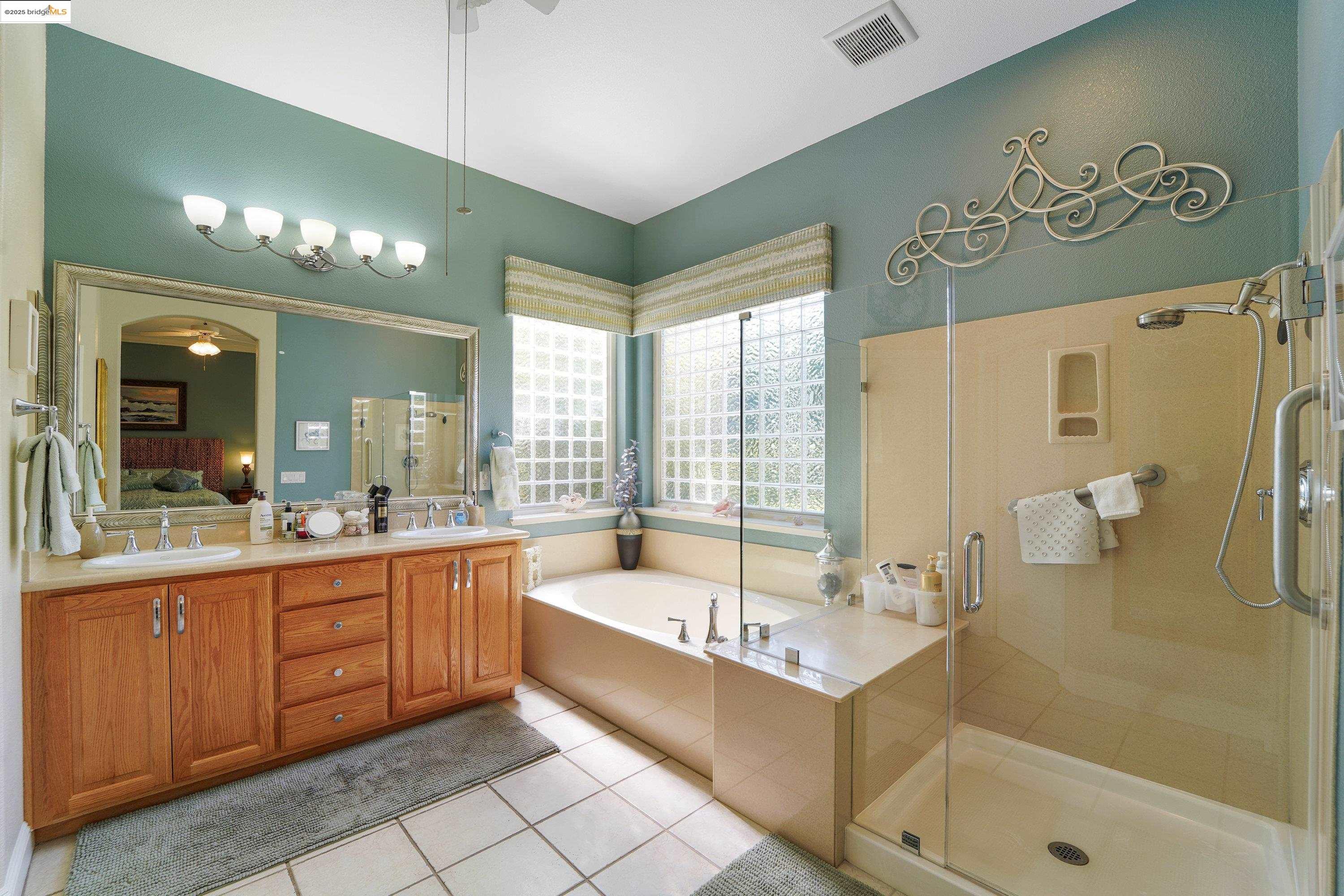 910 Suntan Lane, Brentwood, California 94513, 2 Bedrooms Bedrooms, 8 Rooms Rooms,2 BathroomsBathrooms,Residential,For Sale,910 Suntan Lane,41103647