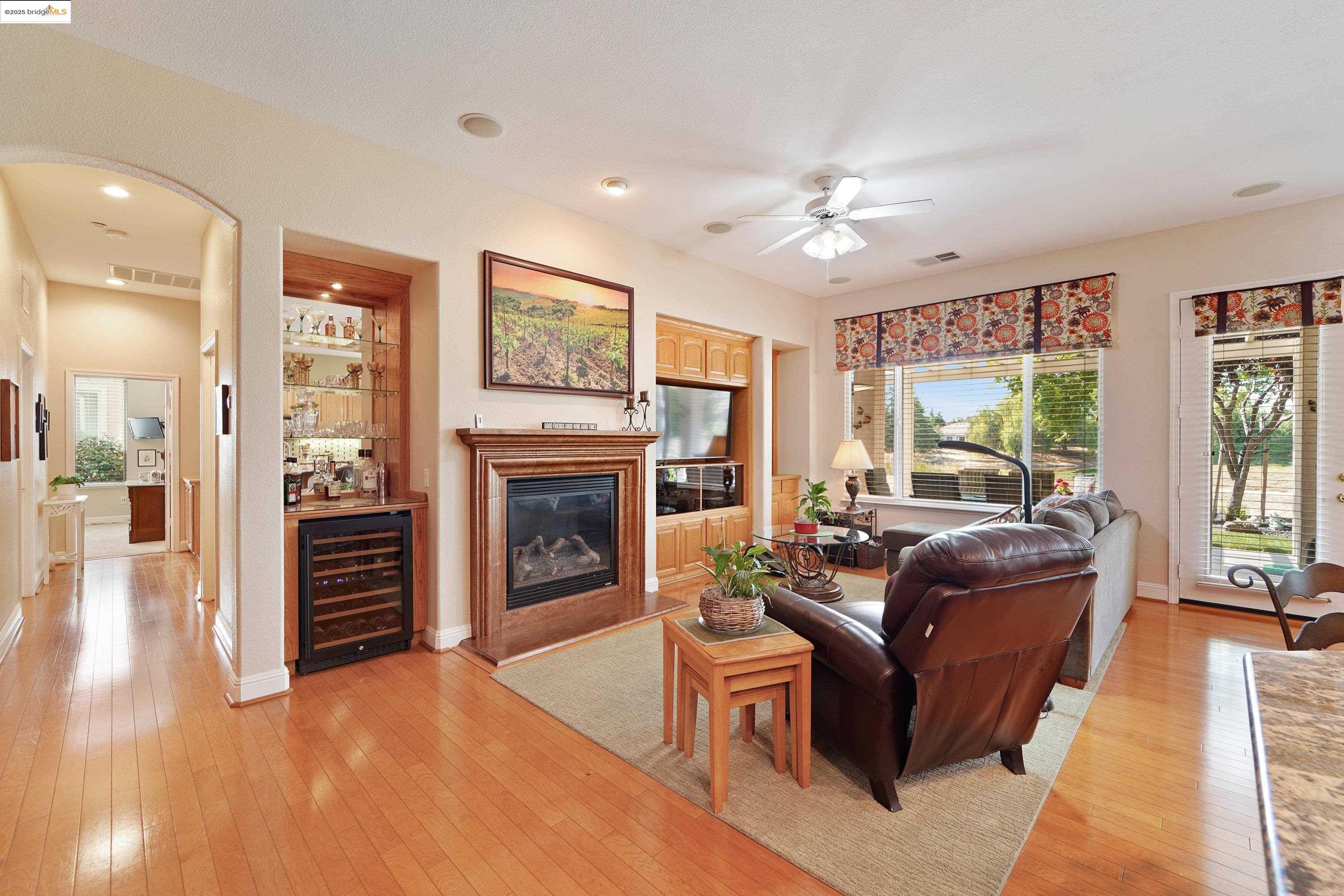 910 Suntan Lane, Brentwood, California 94513, 2 Bedrooms Bedrooms, 8 Rooms Rooms,2 BathroomsBathrooms,Residential,For Sale,910 Suntan Lane,41103647