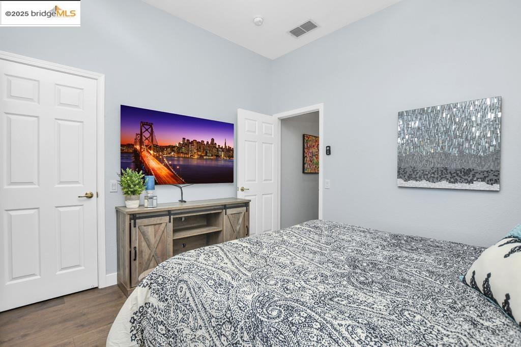 Detail Gallery Image 15 of 38 For 4201 Rose Creek Rd, Roseville,  CA 95747 - 3 Beds | 2 Baths