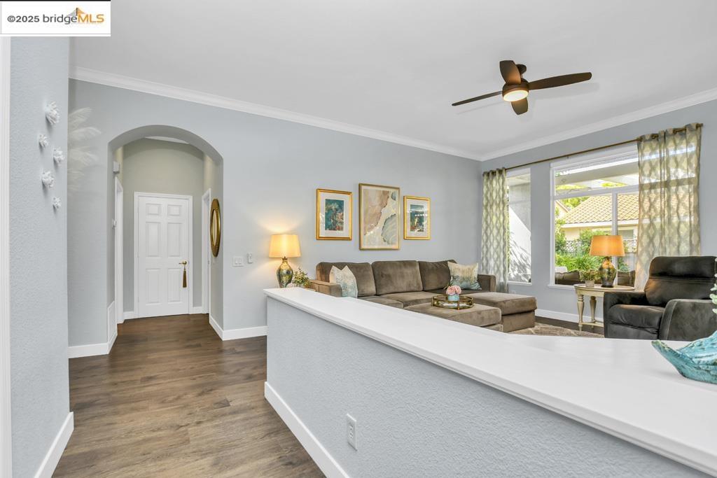 Detail Gallery Image 19 of 38 For 4201 Rose Creek Rd, Roseville,  CA 95747 - 3 Beds | 2 Baths