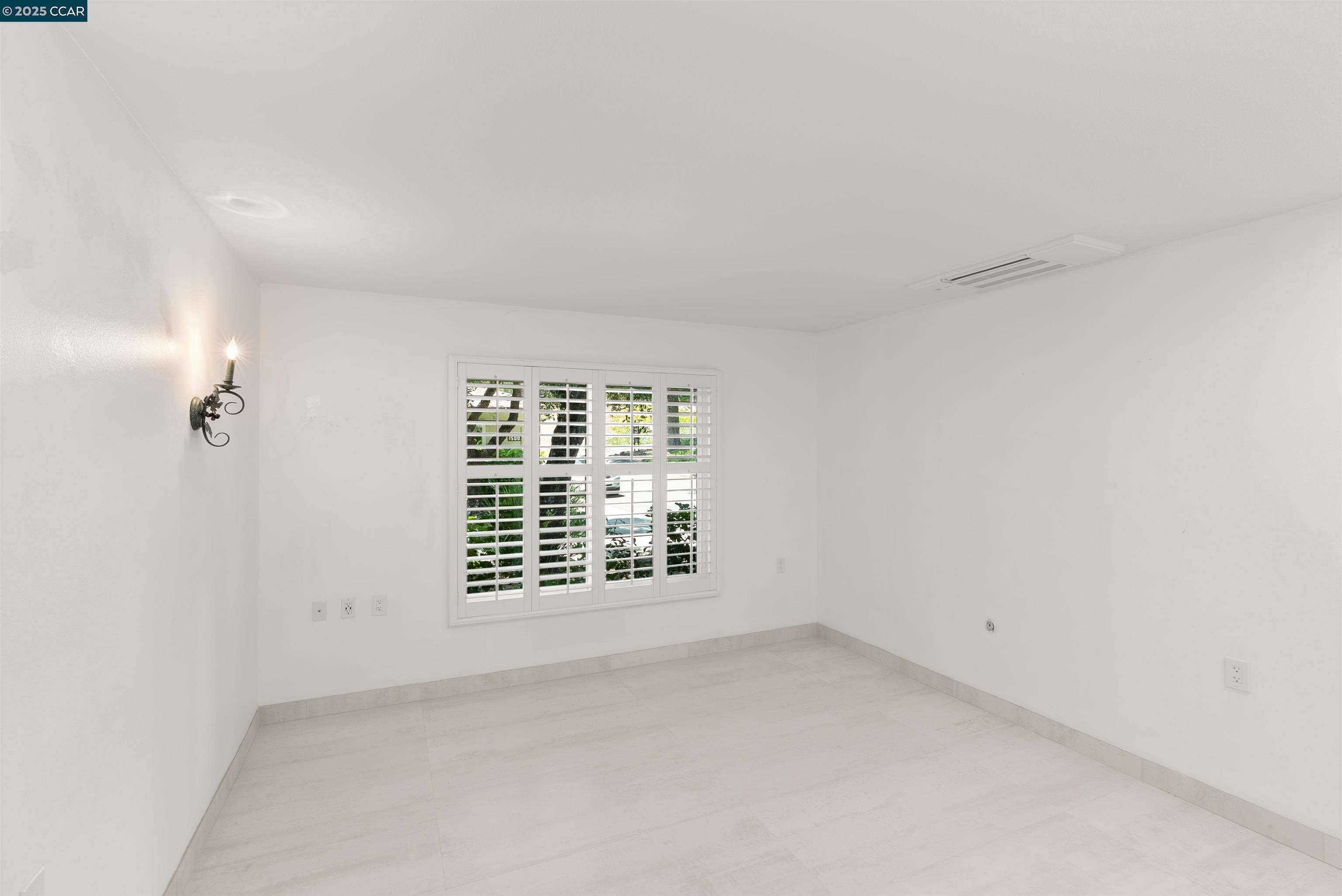 Photo #16: 41103651 Listing: Photo #16