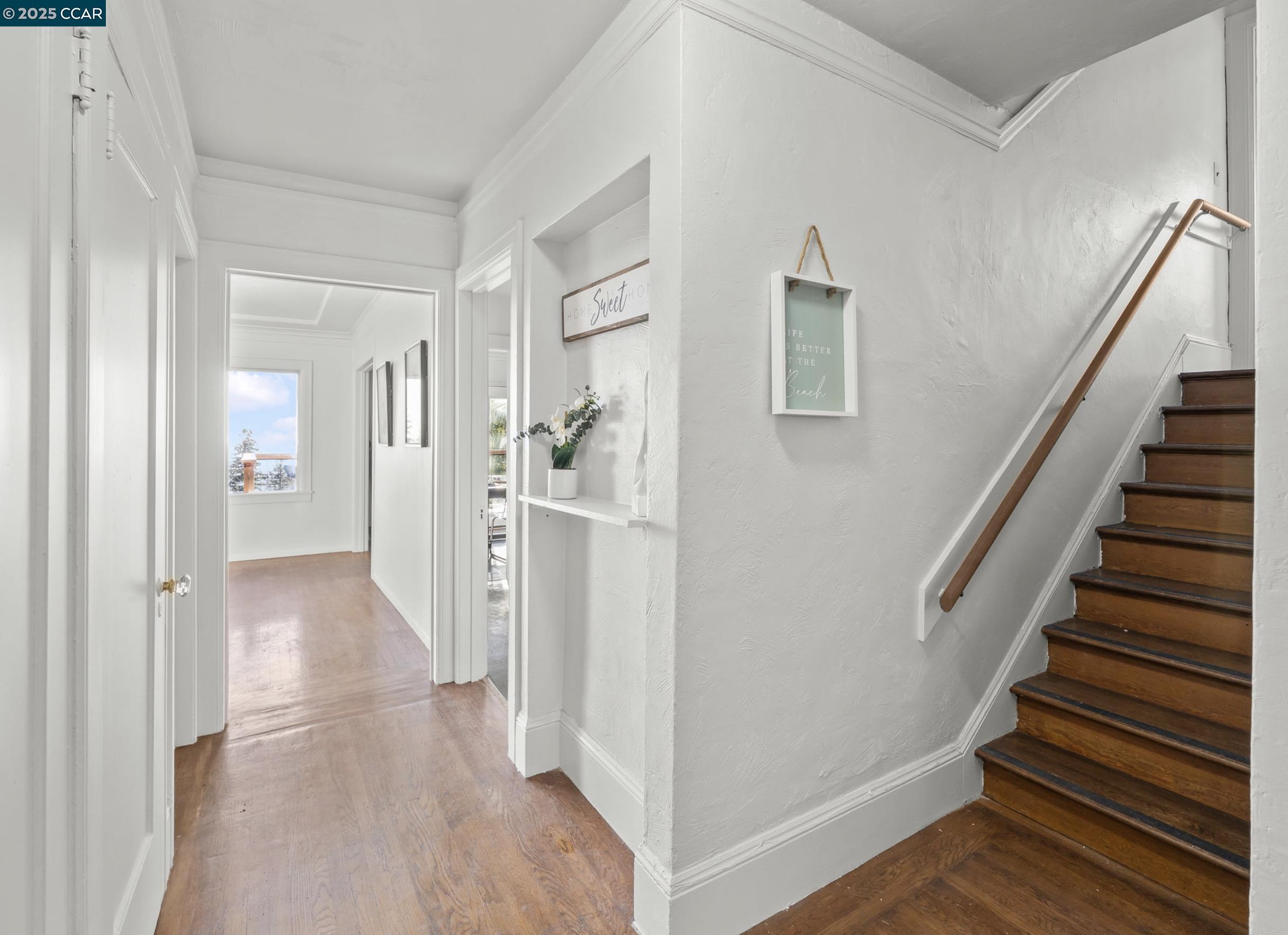 Detail Gallery Image 16 of 57 For 1094 Keith Ave, Berkeley,  CA 94708 - 4 Beds | 3 Baths