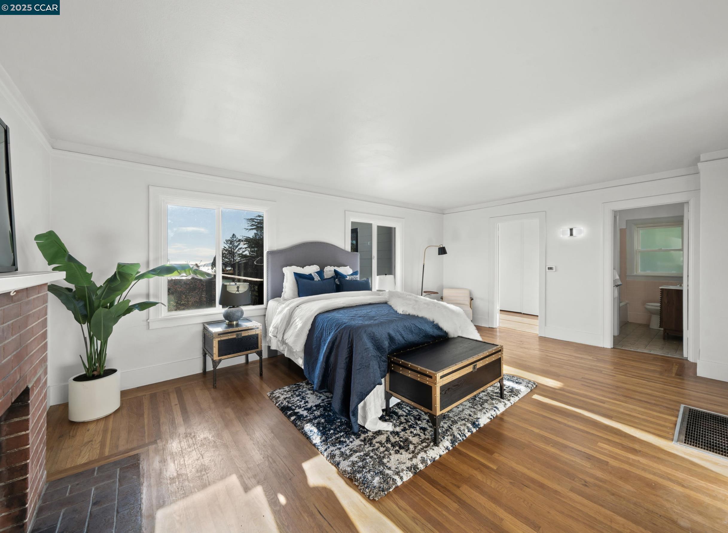 Detail Gallery Image 21 of 57 For 1094 Keith Ave, Berkeley,  CA 94708 - 4 Beds | 3 Baths