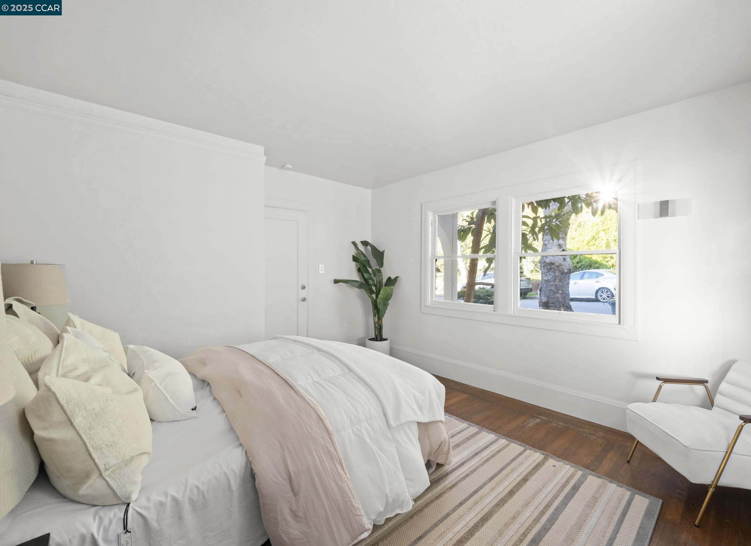 Detail Gallery Image 25 of 57 For 1094 Keith Ave, Berkeley,  CA 94708 - 4 Beds | 3 Baths