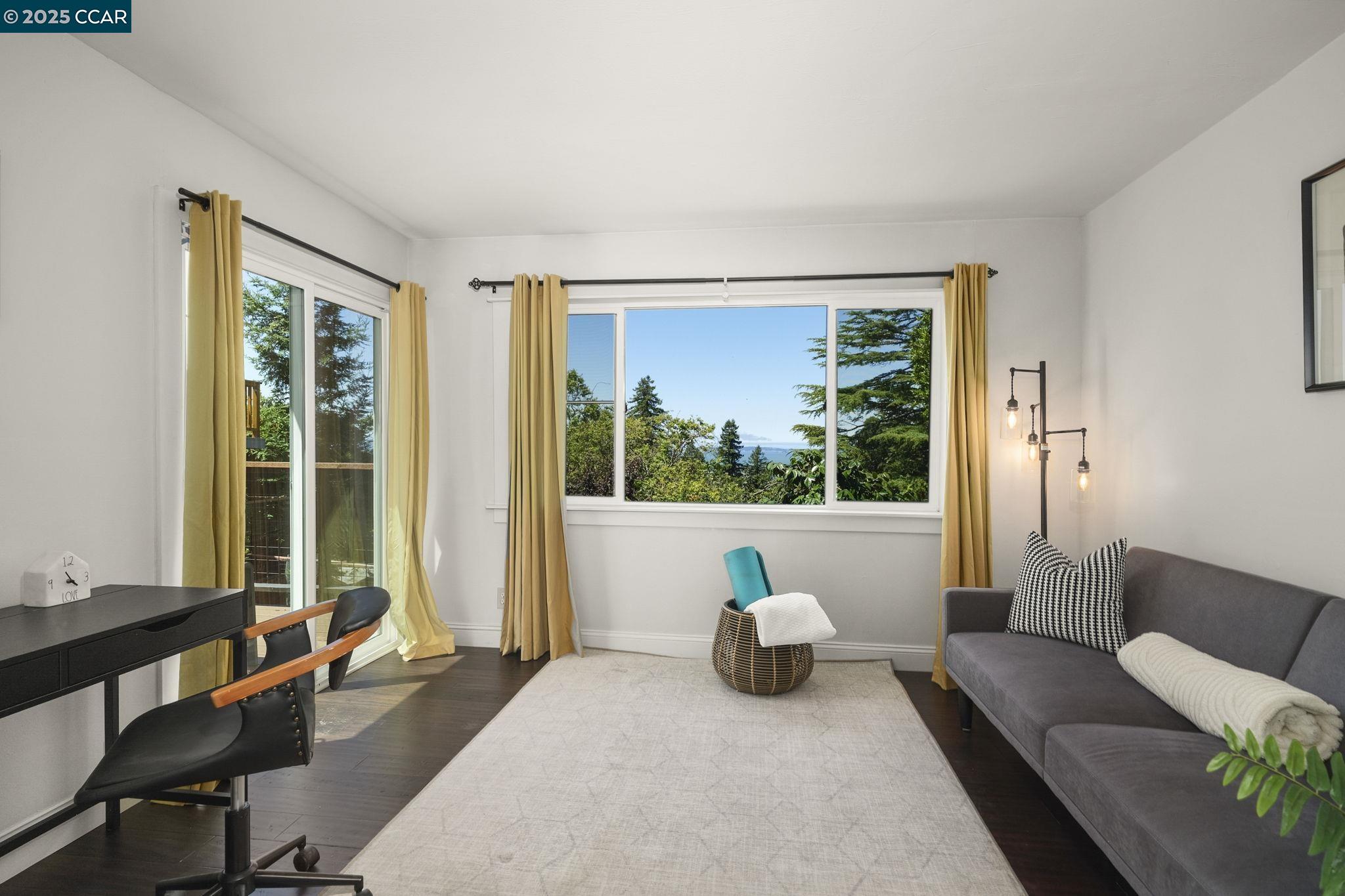 Detail Gallery Image 31 of 57 For 1094 Keith Ave, Berkeley,  CA 94708 - 4 Beds | 3 Baths