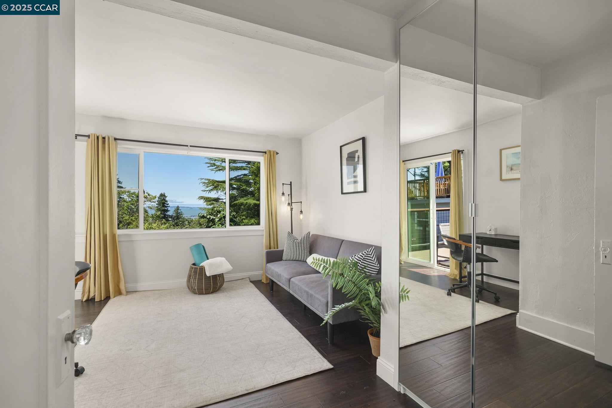 Detail Gallery Image 39 of 57 For 1094 Keith Ave, Berkeley,  CA 94708 - 4 Beds | 3 Baths