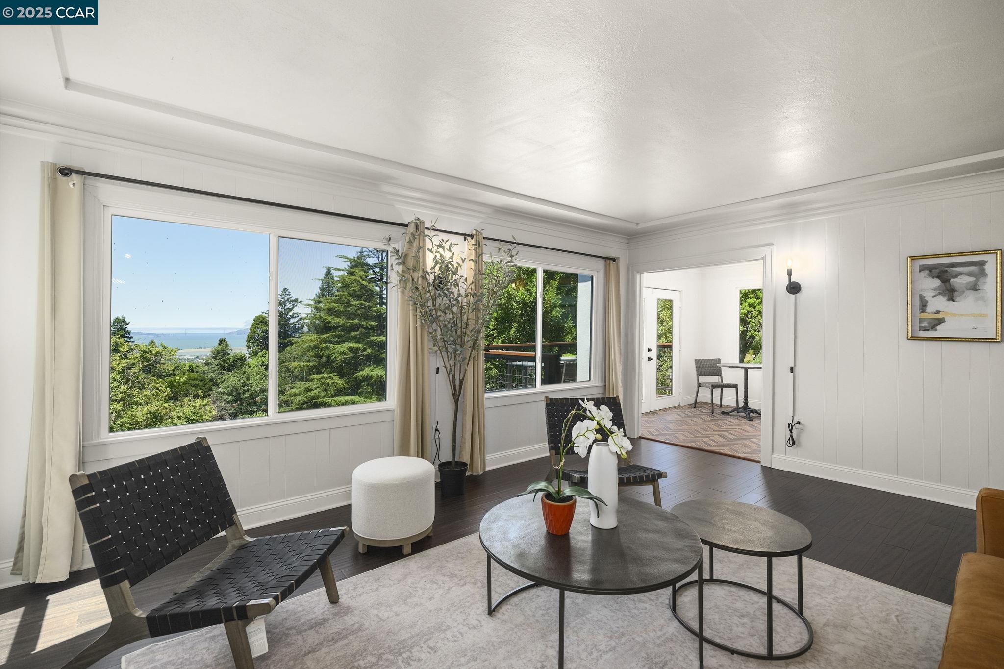 Detail Gallery Image 8 of 57 For 1094 Keith Ave, Berkeley,  CA 94708 - 4 Beds | 3 Baths