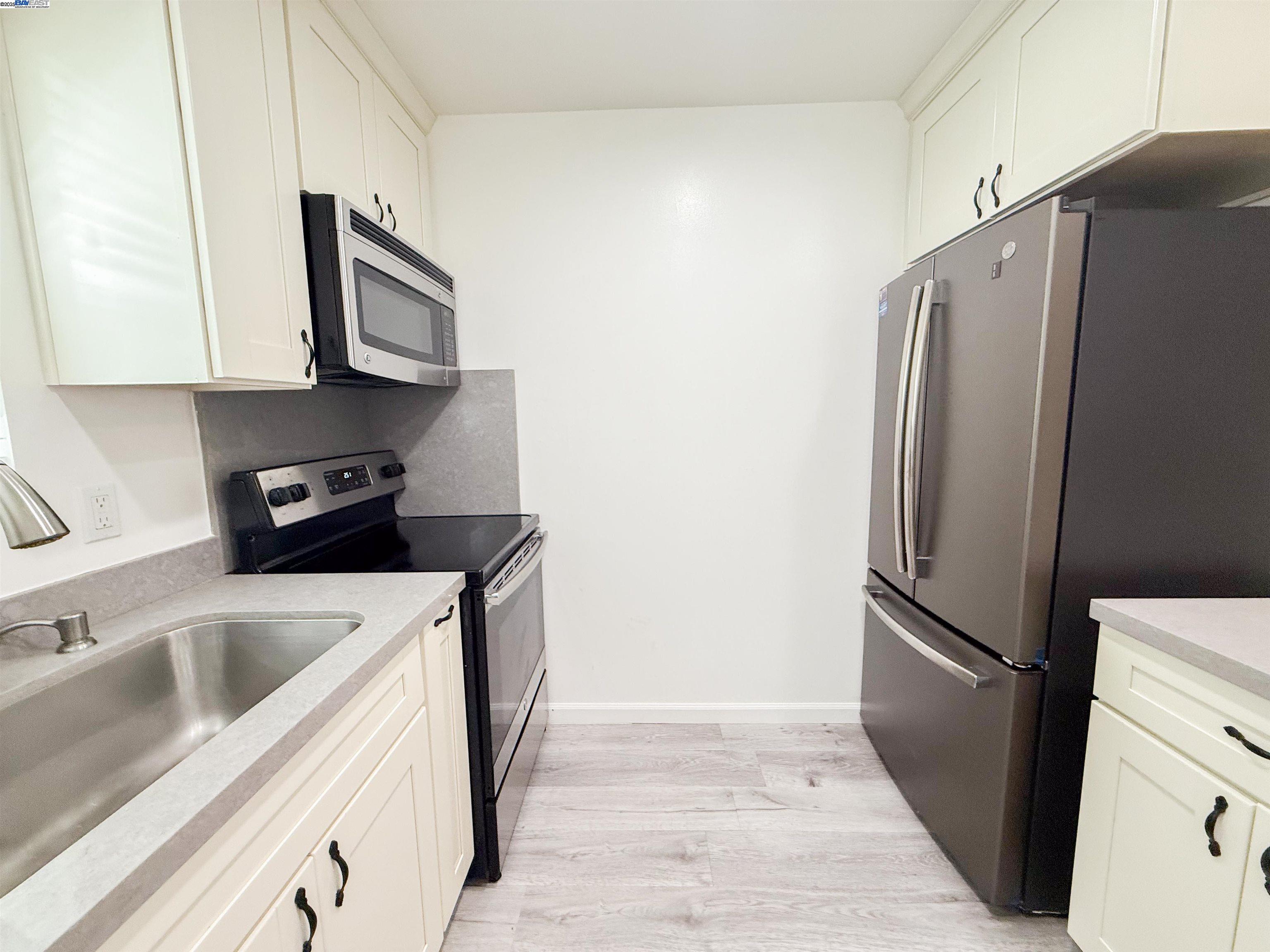 Photo #10: 41103655 Listing: Photo #10