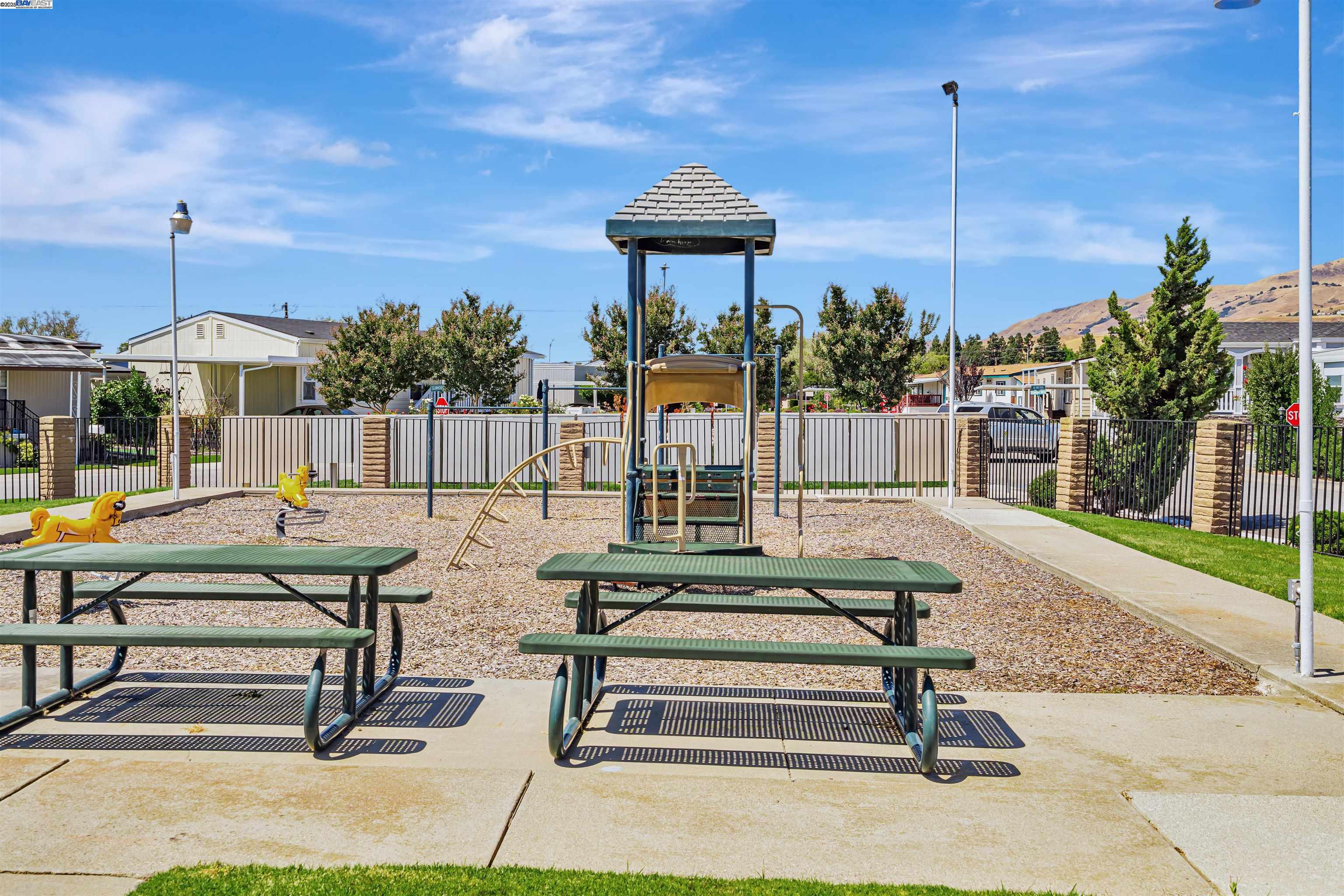 Detail Gallery Image 39 of 39 For 120 Dixon Landing Road #45,  Milpitas,  CA 95035 - 3 Beds | 2 Baths