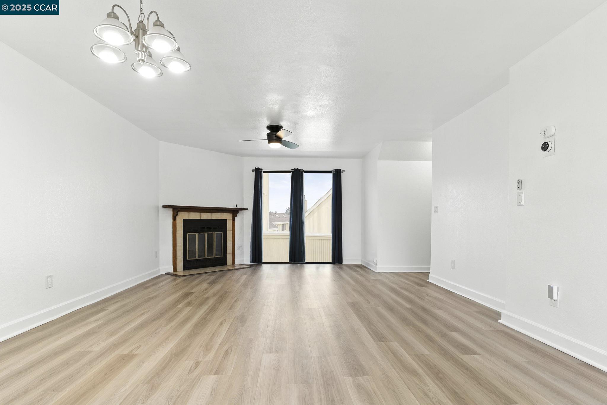 Photo #3: 41103663 Listing 