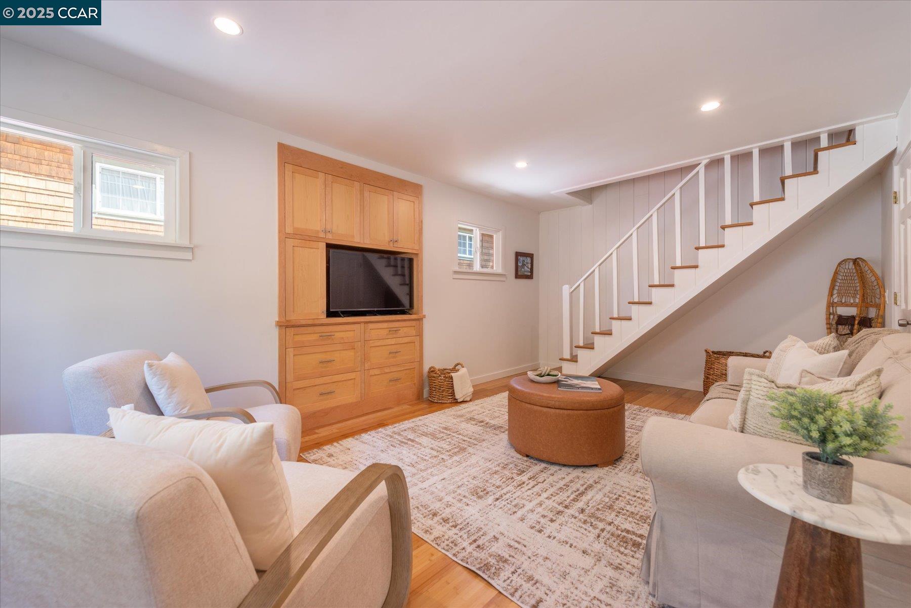 Detail Gallery Image 2 of 30 For 8660 Dolly Varden Ave, Kings Beach,  CA 96143 - 2 Beds | 2 Baths